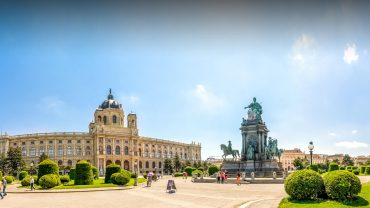 Vienna tour packages