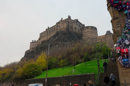 Edinburgh Festival Fringe Escape – 5 Days of Comedy, Culture & Creativity