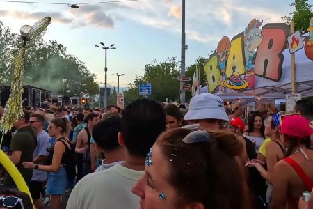 Zürich Street Parade Experience – Dance Through Zurich’s Streets