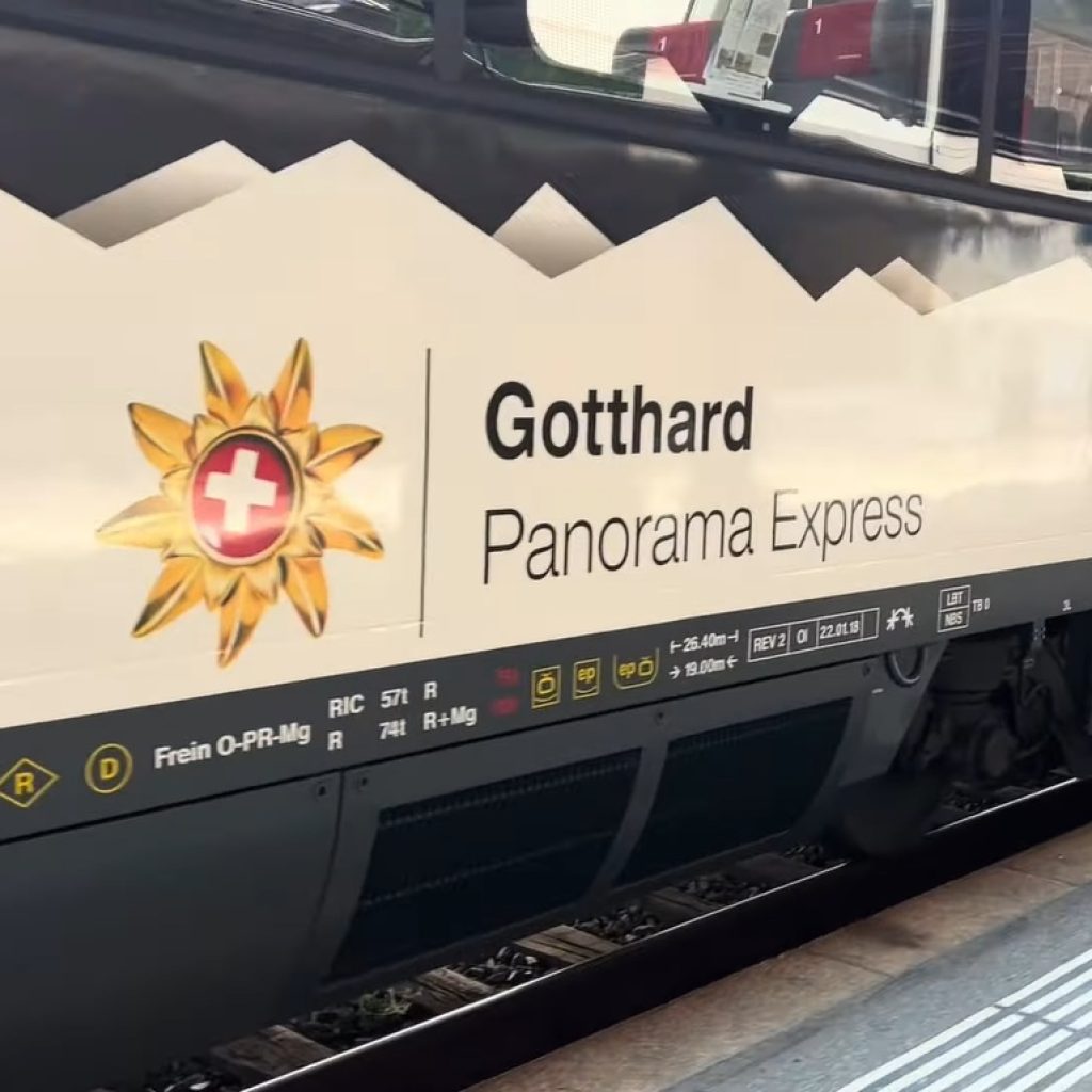 Gotthard-Panorama-Express