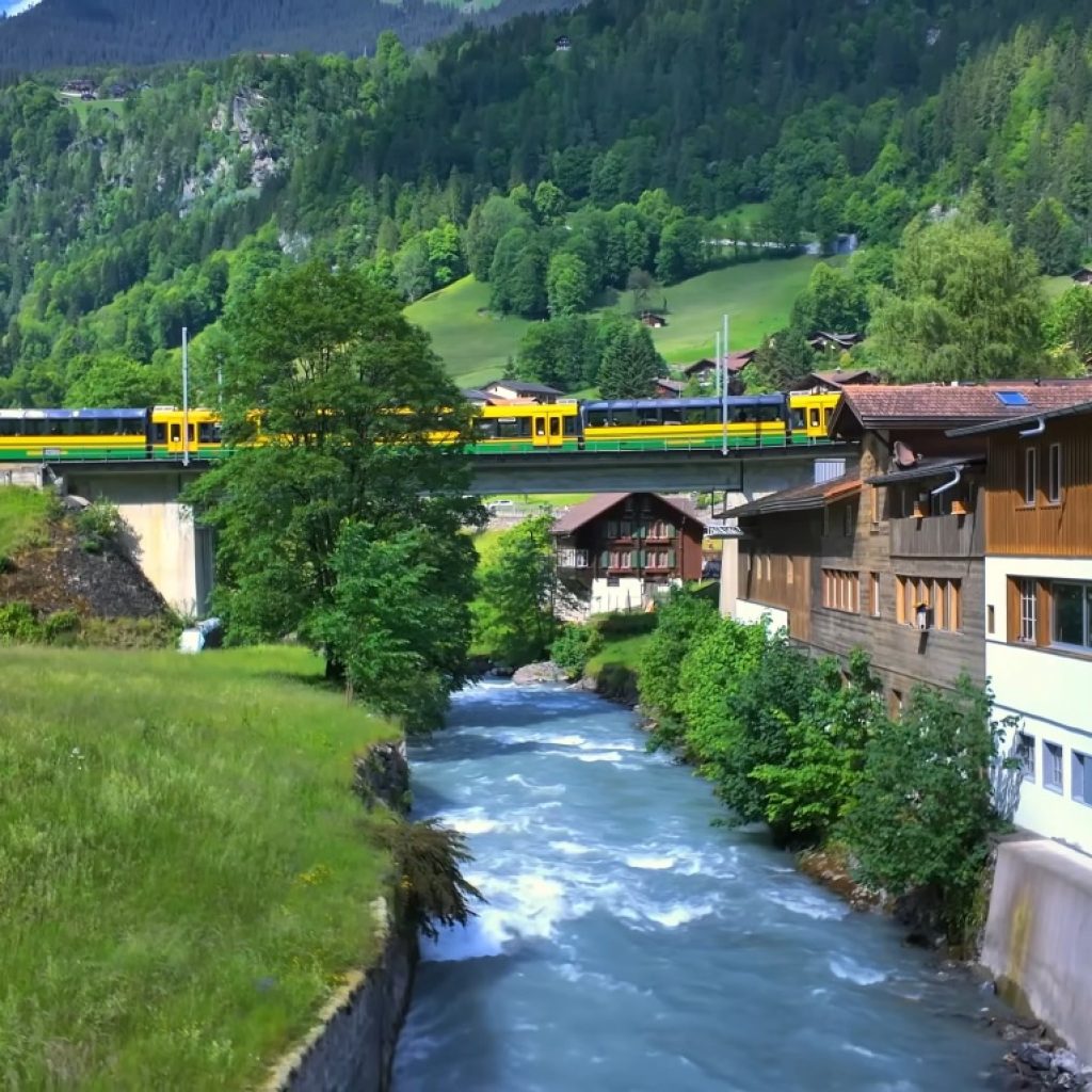 Lauterbrunnen-By-Train